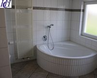 große Badewanne